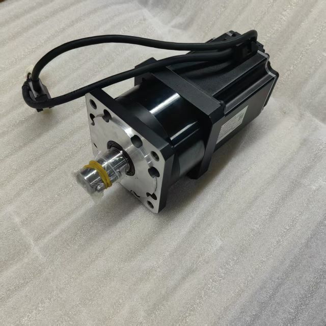 Servo motor na may planetary gear reducer para sa industrial robot joints